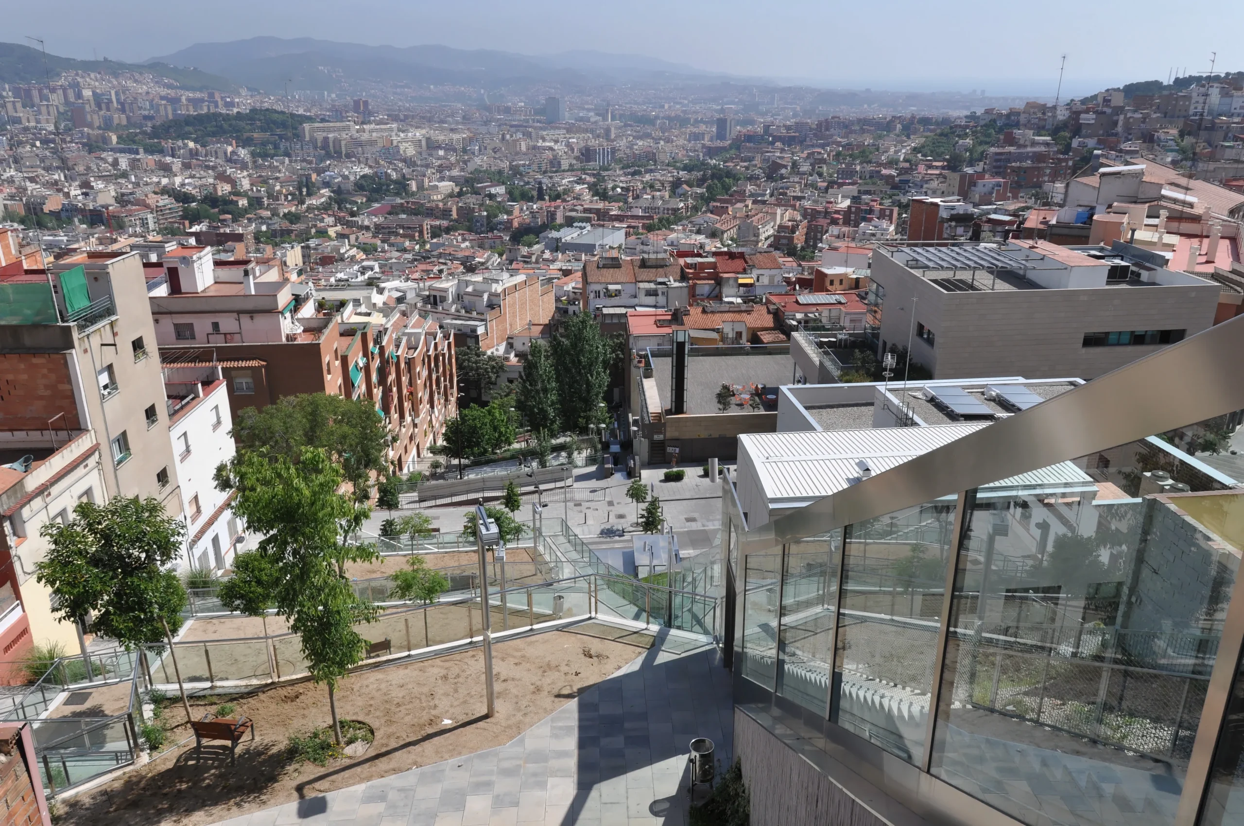 Projecte d’arranjament i implantació d’ascensor inclinat al carrer Alguer